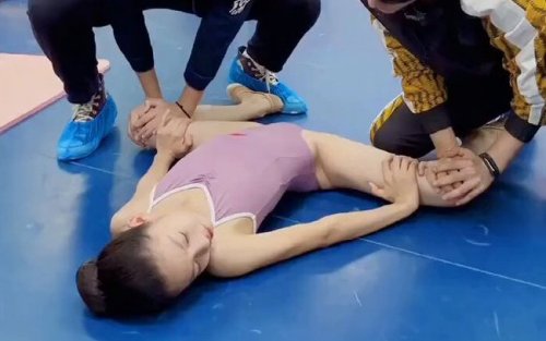 女子小学生のバレエ動画、なぜか1000万再生されてしまう・・・・・