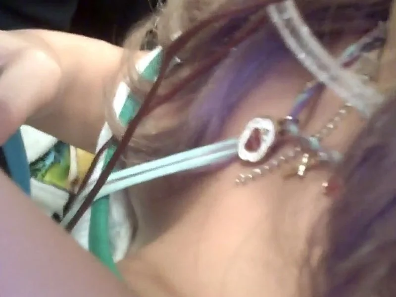 [Voyeur Video] A dangerous individual who filmed a scantily clad young woman’s cleavage up close on a train has posted another video...