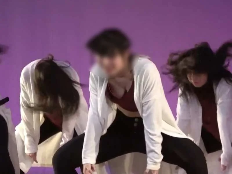 [Voyeur Video] A Beautiful, Busty College Girl’s “Boob-Jiggling Dance” at a School Festival—Which Has 3 Million Views on YouTube—Has Been Re-Leaked Because It Looks Like Something Important Might Be Visible