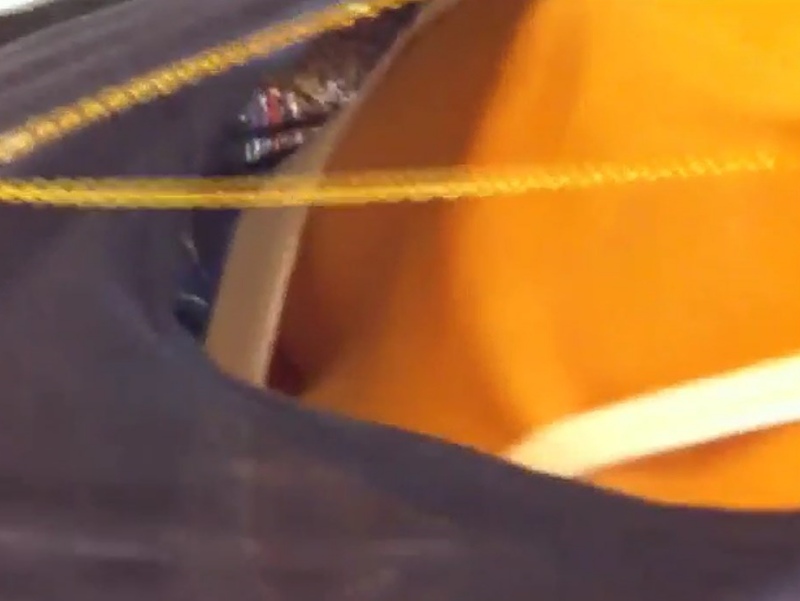 【盗撮動画】美人店員接客胸チラオムニバスSPECIAL！複数名収録でしゃがみパンチラもあるよ