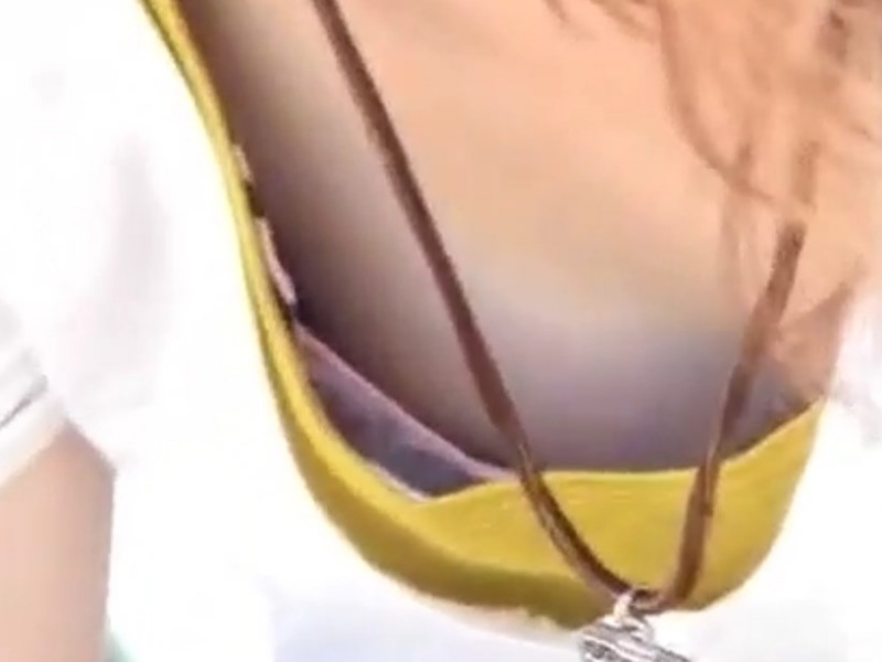[Voyeur Videos] Currently unavailable. Leaked upskirt videos from a legendary voyeur site forced to shut down due to new laws