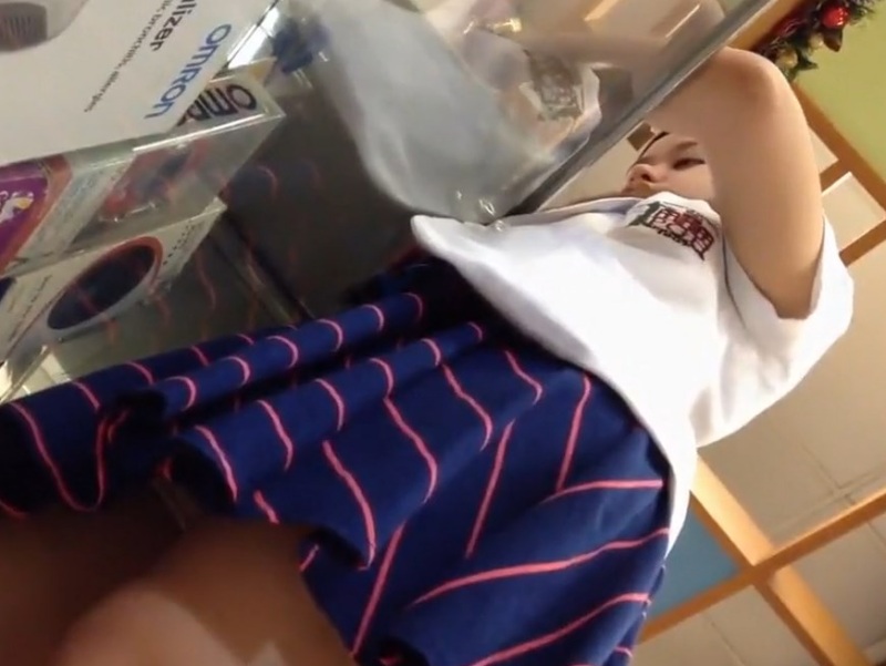 [Voyeur Video] Upskirt shots inside a store! A young, genuine amateur gal caught in an upskirt shot near the reception counter