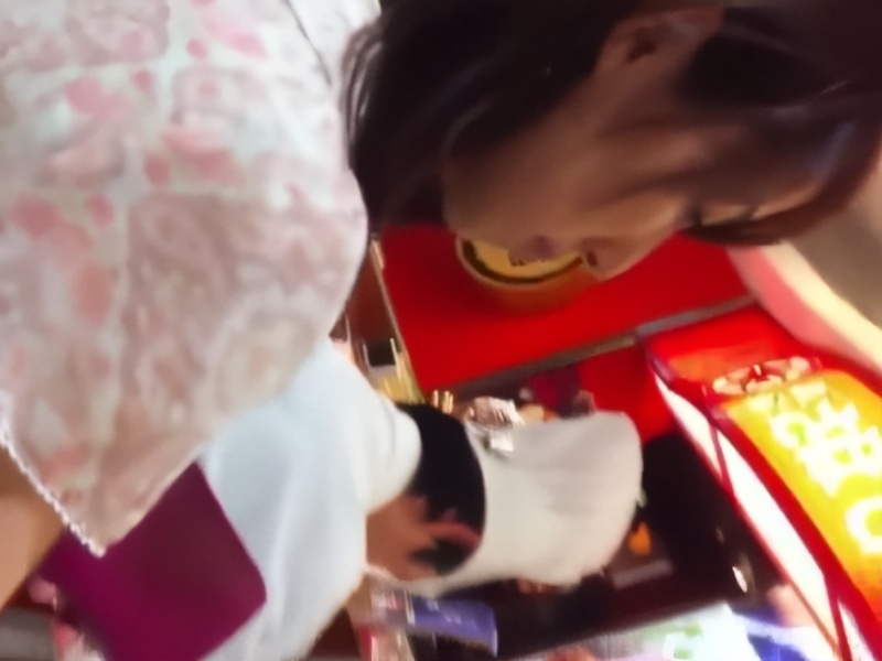 [Voyeur Video] Check out this candid upskirt shot of a beautiful celebrity being relentlessly targeted by a suspicious individual in a department store basement...