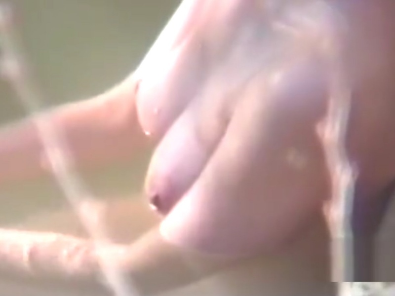 【盗撮動画】盗幻鏡 特選！白昼の浴場絵巻！熟れかけ女子のマシュマロのように柔らかそうな生おっぱい