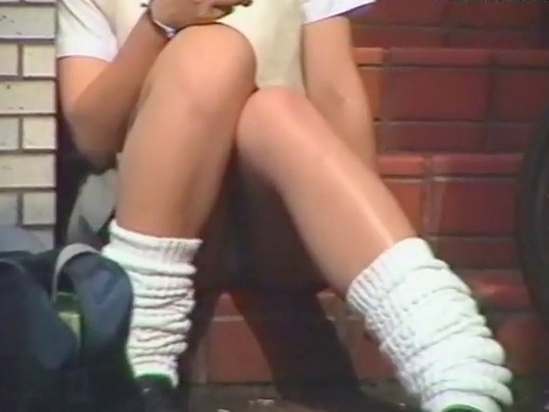 [Voyeur Video] Three girls in loose socks: upskirts while sitting and squatting. You can almost see their a**holes and private parts...