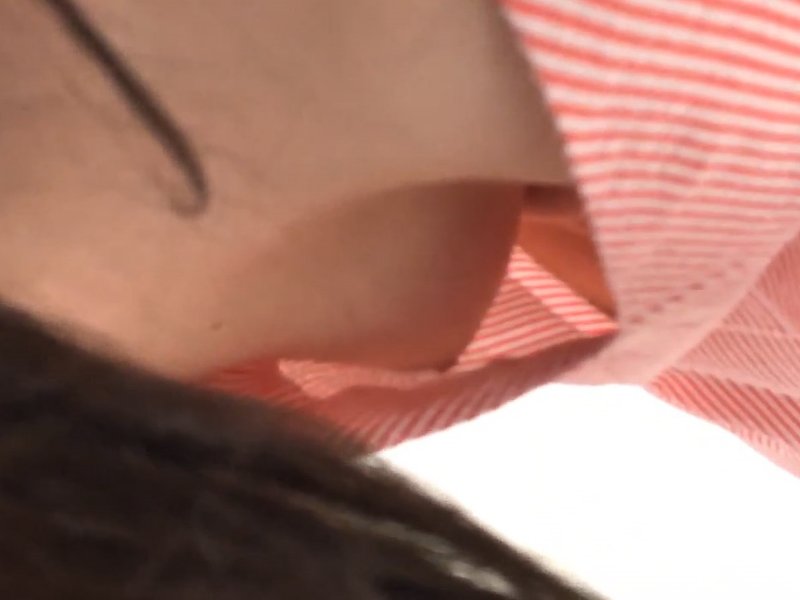 [Voyeur Video] Hidden camera footage of an amateur girl's exposed cleavage while visiting a local store without a bra. As she leans forward, her small nipples are fully exposed.