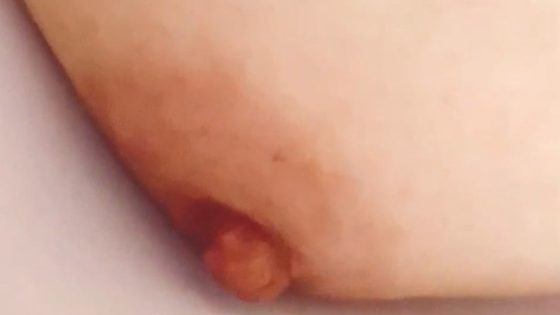 【盗撮動画】「商品モニターお願いできませんか？」騙され乳首とパンティを盗み撮られたツインテJDさん