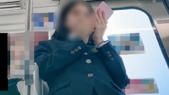 【盗撮動画】身長140cm台の動画女子生徒さん、無防備な白サテンパンティを鮮明に撮られる