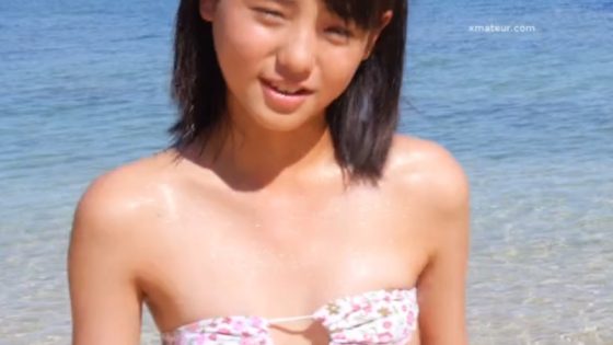 【IV】超絶美少女女子生徒さん、水着姿でカメラに向かって走ってくるだけで50万回再生される