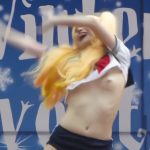 【盗撮動画】これが究極のラッキースケベ！ダンスイベント会場での乳首ポロリハプニング映像のトップ画像